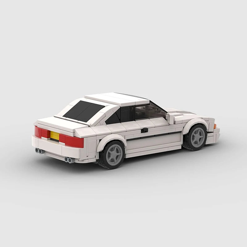 BMW 850CSi White - Rapidbricks